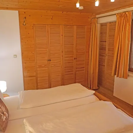 Riccardo By Interhome